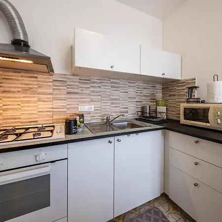 Apartamento Casa Francesca Luminoso, Wifi E Parcheggio
