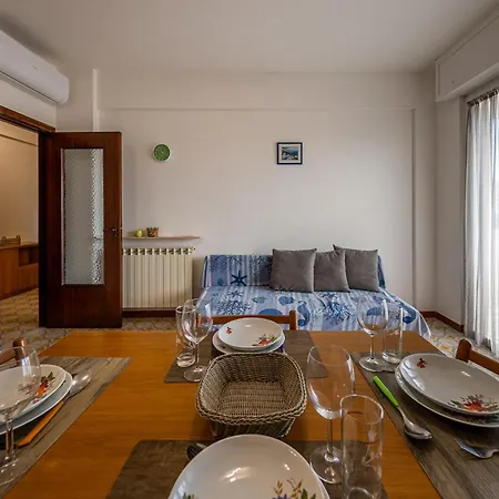 Casa Francesca Luminoso, Wifi E Parcheggio * Сестри-Леванте