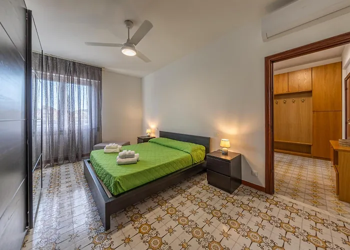 Casa Francesca Luminoso, Wifi E Parcheggio Appartement *